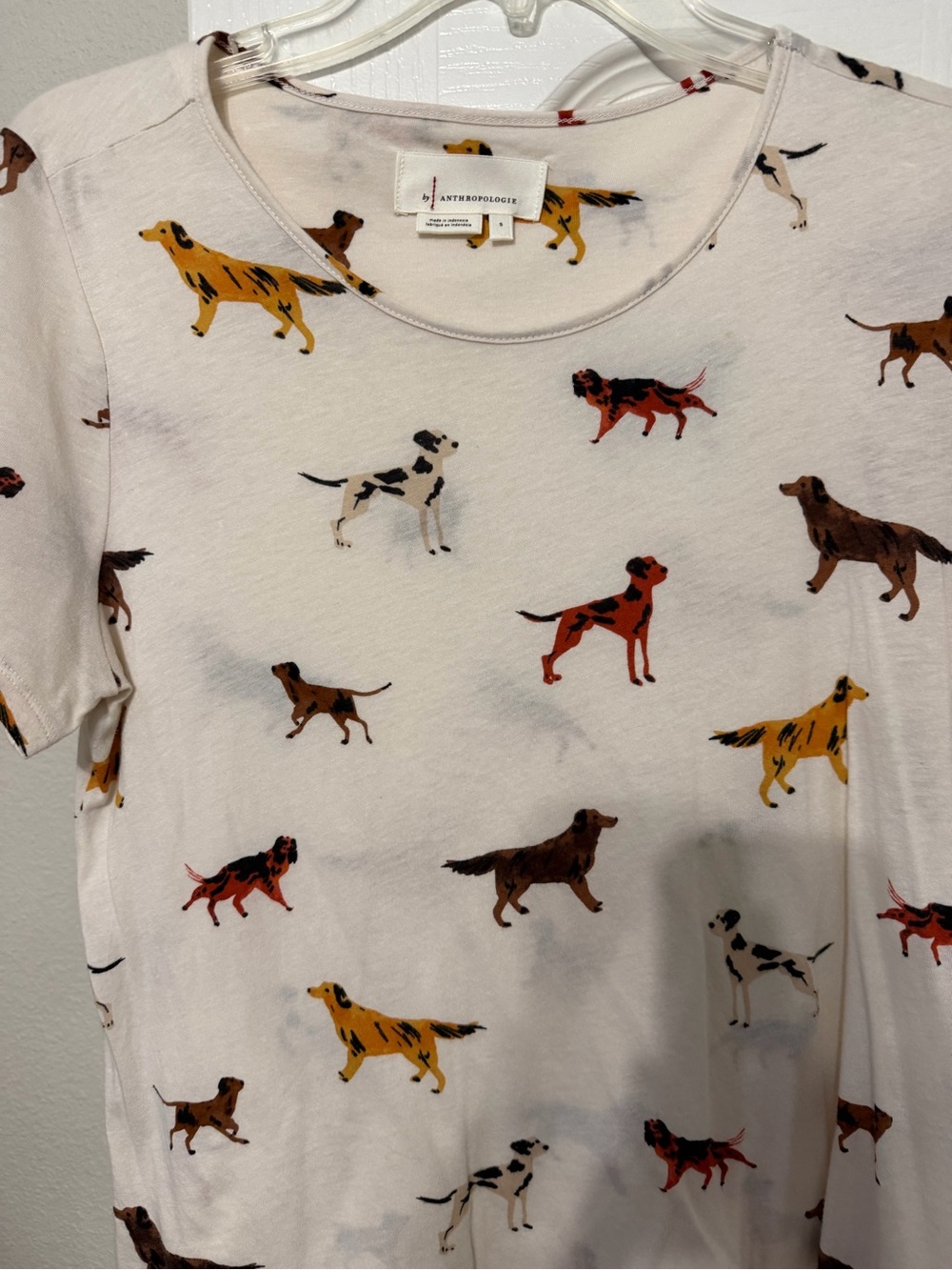 Anthropologie White “Dog” Print Short Sleeve Tee by Anthro rare size small